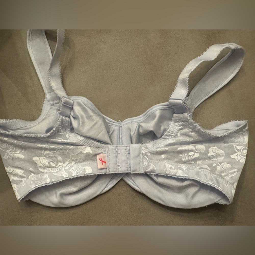 WACOAL 85567 Awareness Full Figure Seamless Underwire Bra 34DD Light Blue - Picture 2 of 3